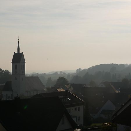 Ferienwohnung Haus Maria Wäschenbeuren 外观 照片